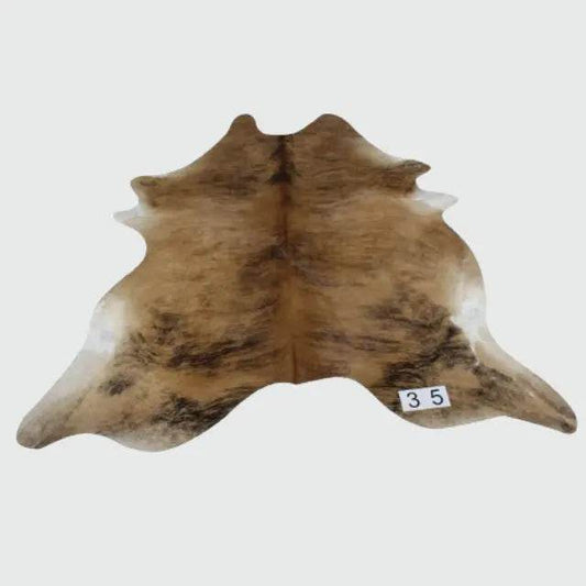 Tapete de Pele de Couro de Boi - 2.40 X 2.35 -35 (2) - Habitat Leather Goods