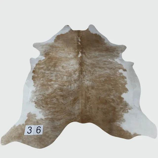 Tapete de Pele de Couro de Boi - 2.20 X 1.96m -36 - Habitat Leather Goods