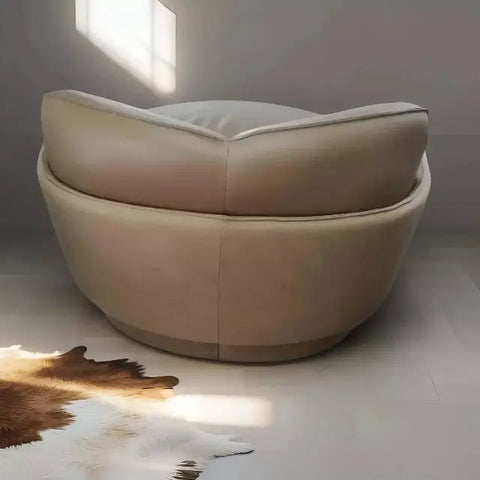 Poltrona Navan em Couro Legítimo | Design Sofisticado com Conforto Premium