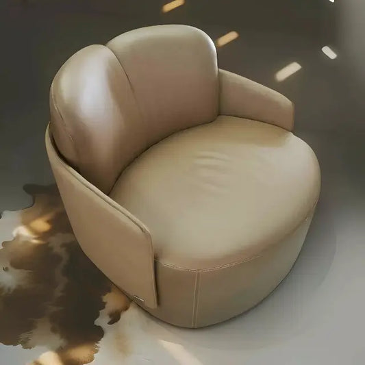 Poltrona Navan em Couro Legítimo | Design Sofisticado com Conforto Premium