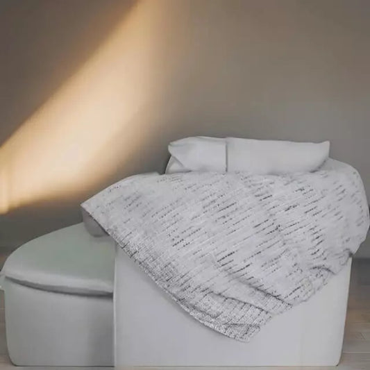 Sofá Chaise Couro Natural Munique – Conforto Sofisticado com Pronta Entrega