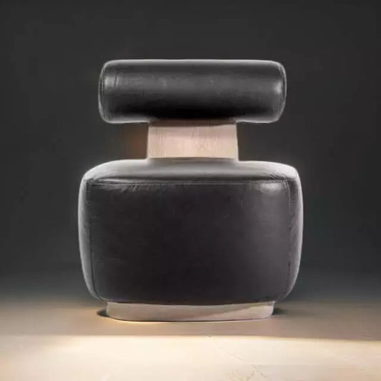 Poltrona Couro Natural Tóquio – Conforto e Sofisticação com Pronta Entrega