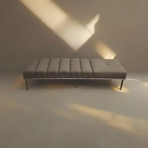 Banco em Couro Natural Gales – Estrutura Metálica e Design Rústico Sofisticado