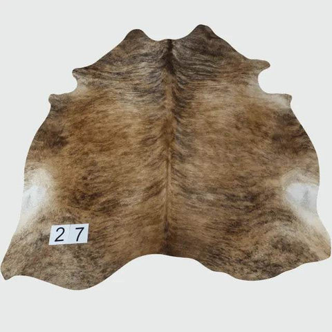 Tapete de couro 2,12 x 1,95m em ambiente moderno