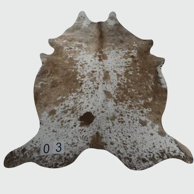 Tapete couro natural 2,09x1,60m em ambiente sofisticado